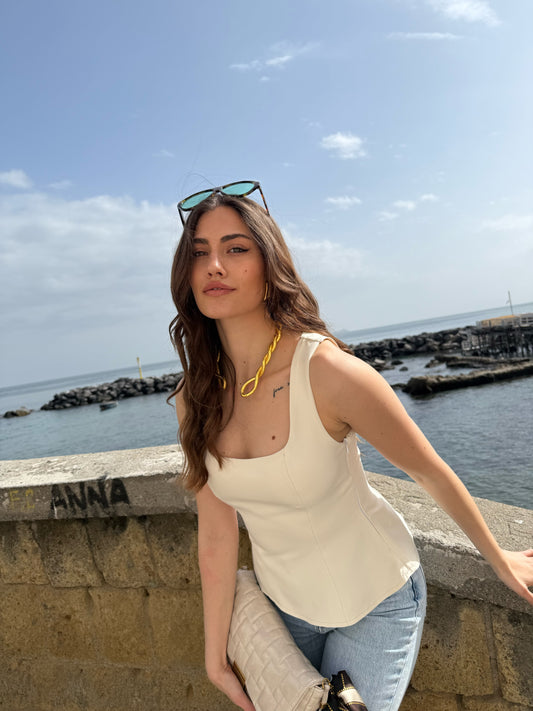 Top Mia